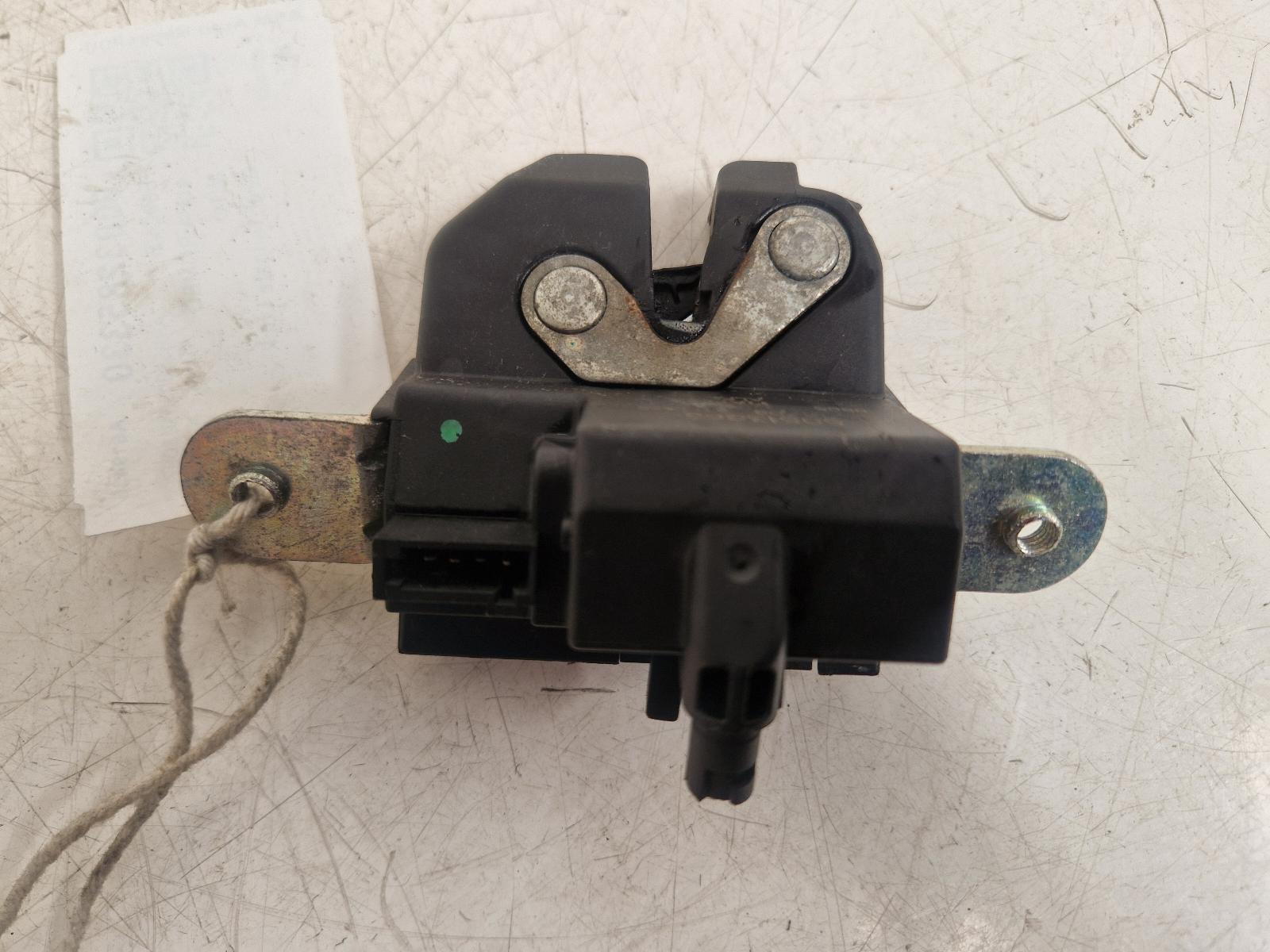 View Auto part Bootlid/Tailgate Lock Alfa Romeo Mito 2009