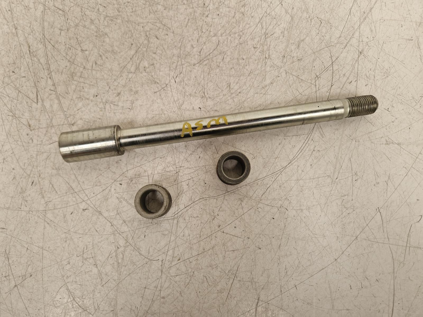 View Auto part Front Spindle Honda Cb750 Hornet 2025