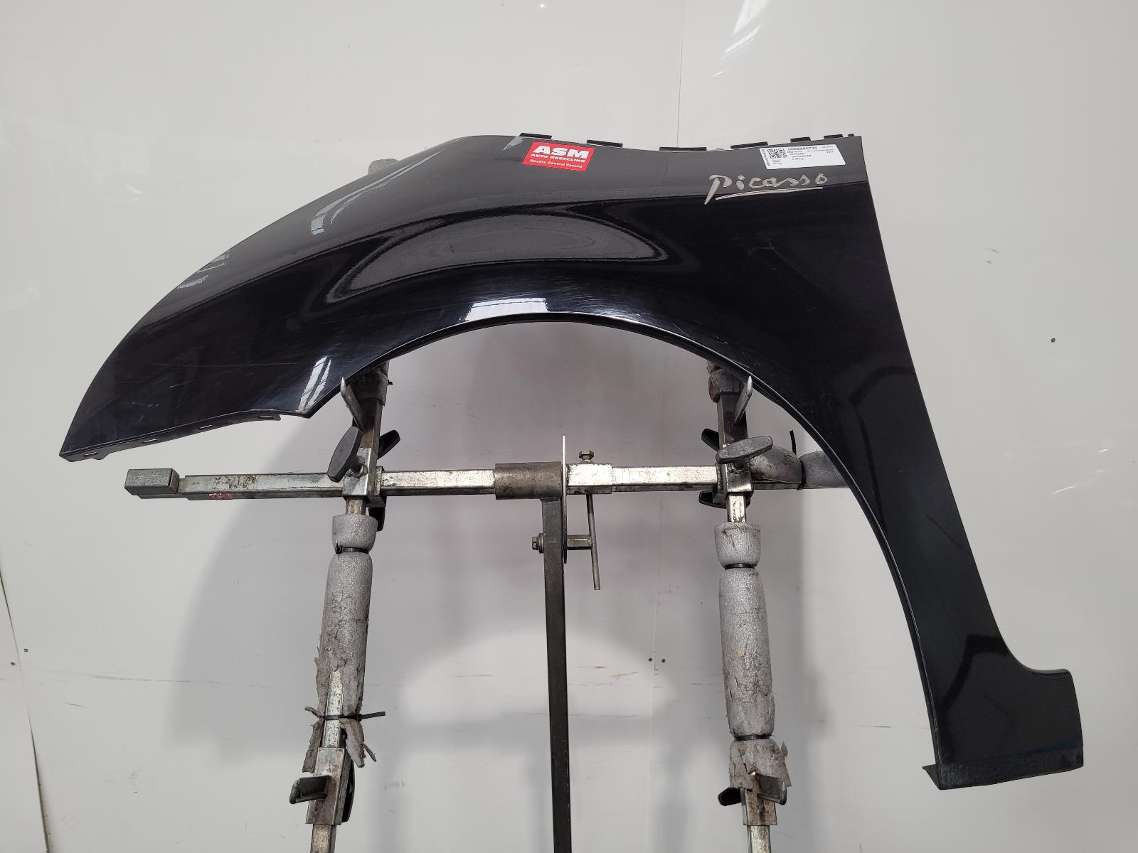 View Auto part L Wing Citroen C4 Picasso 2011