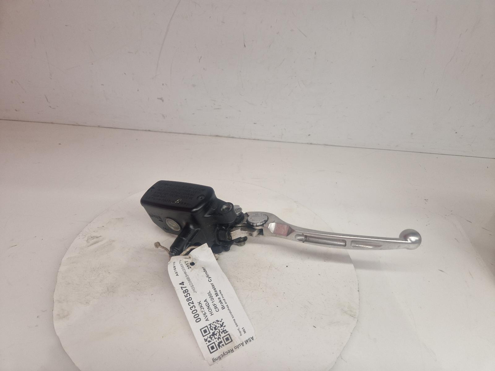 View Auto part Master Cylinder Honda Crf1000l 2017