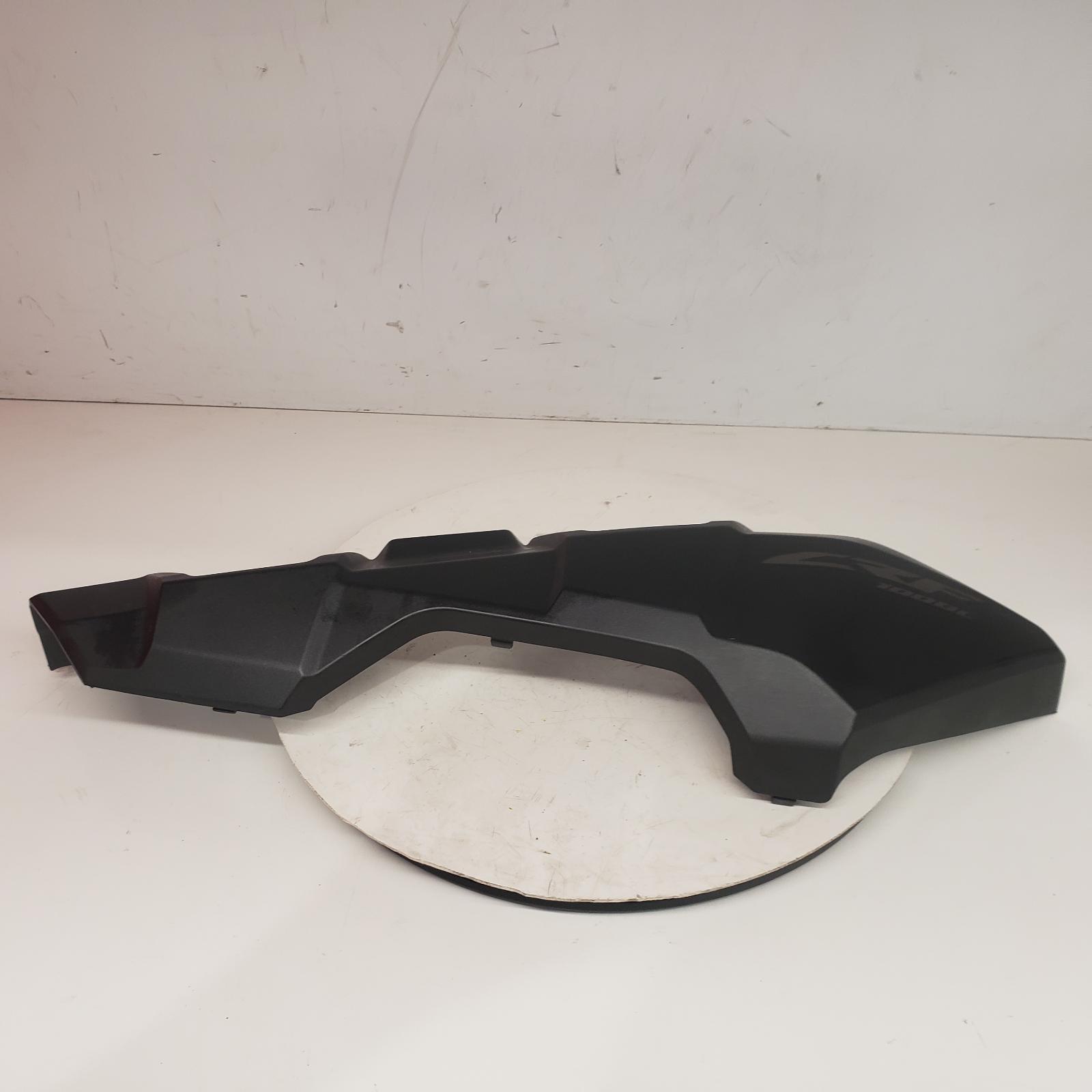 View Auto part Seat Cowl Honda Crf1000l 2017