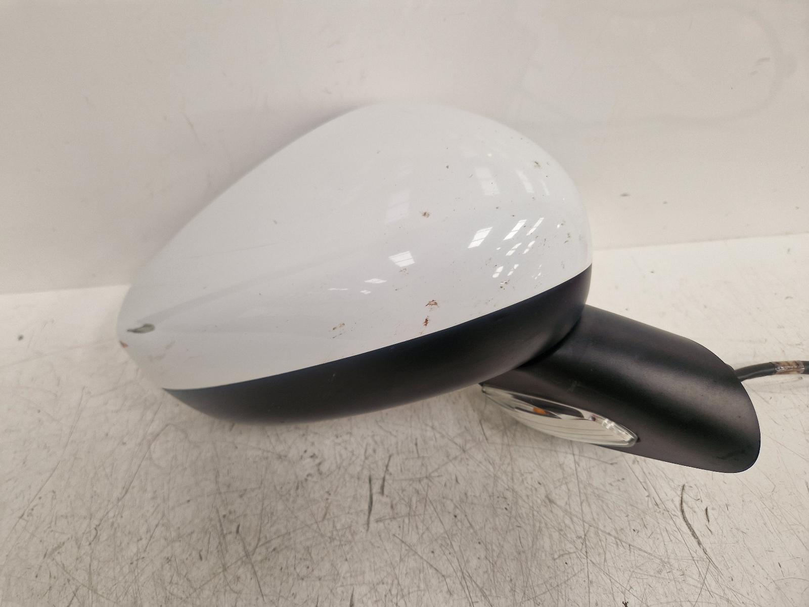 View Auto part R Door Mirror Citroen C3 2014