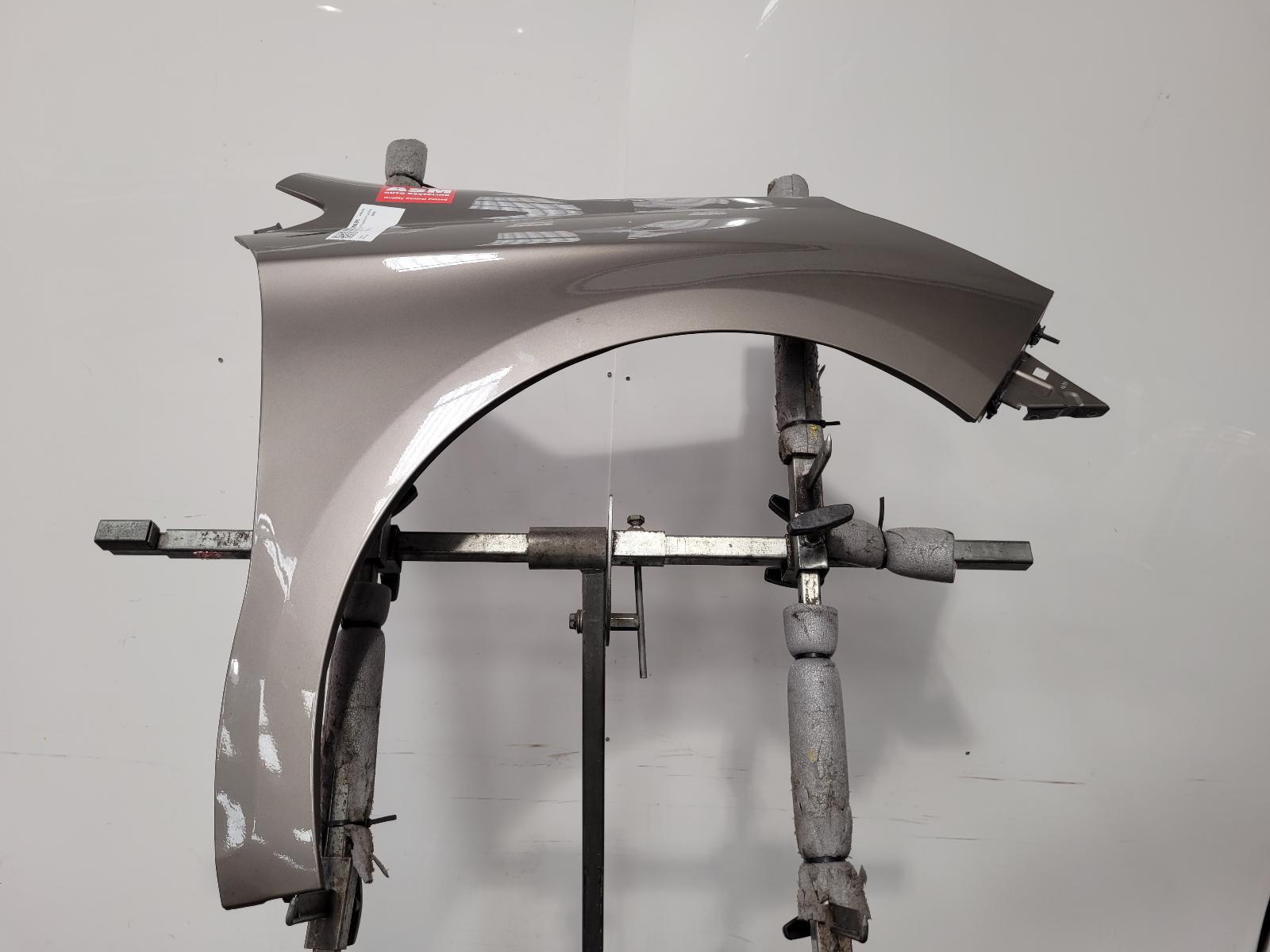View Auto part R Wing Citroen C4 2015
