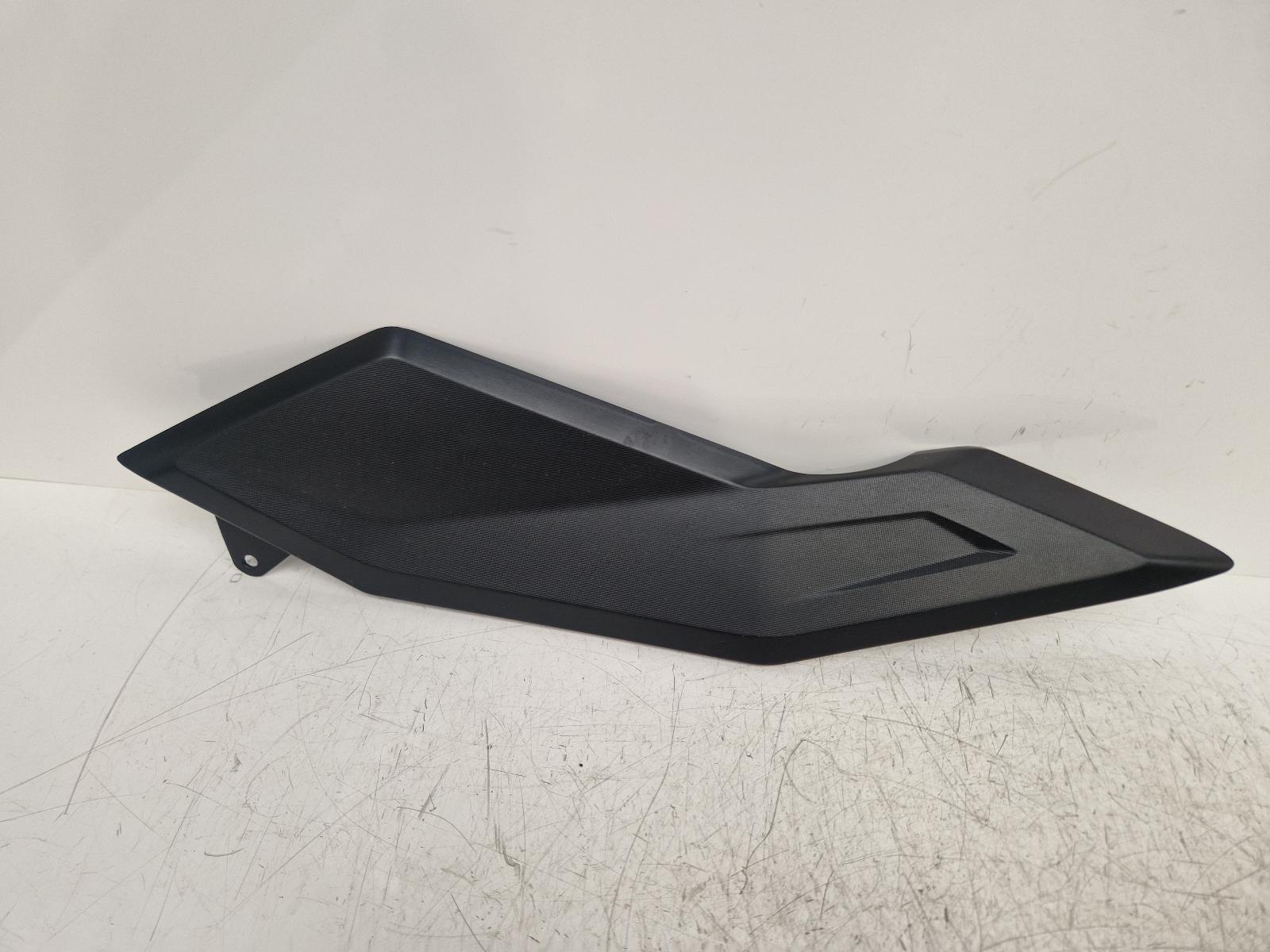 View Auto part Tank Trim Triumph Tiger Sport 660 2024