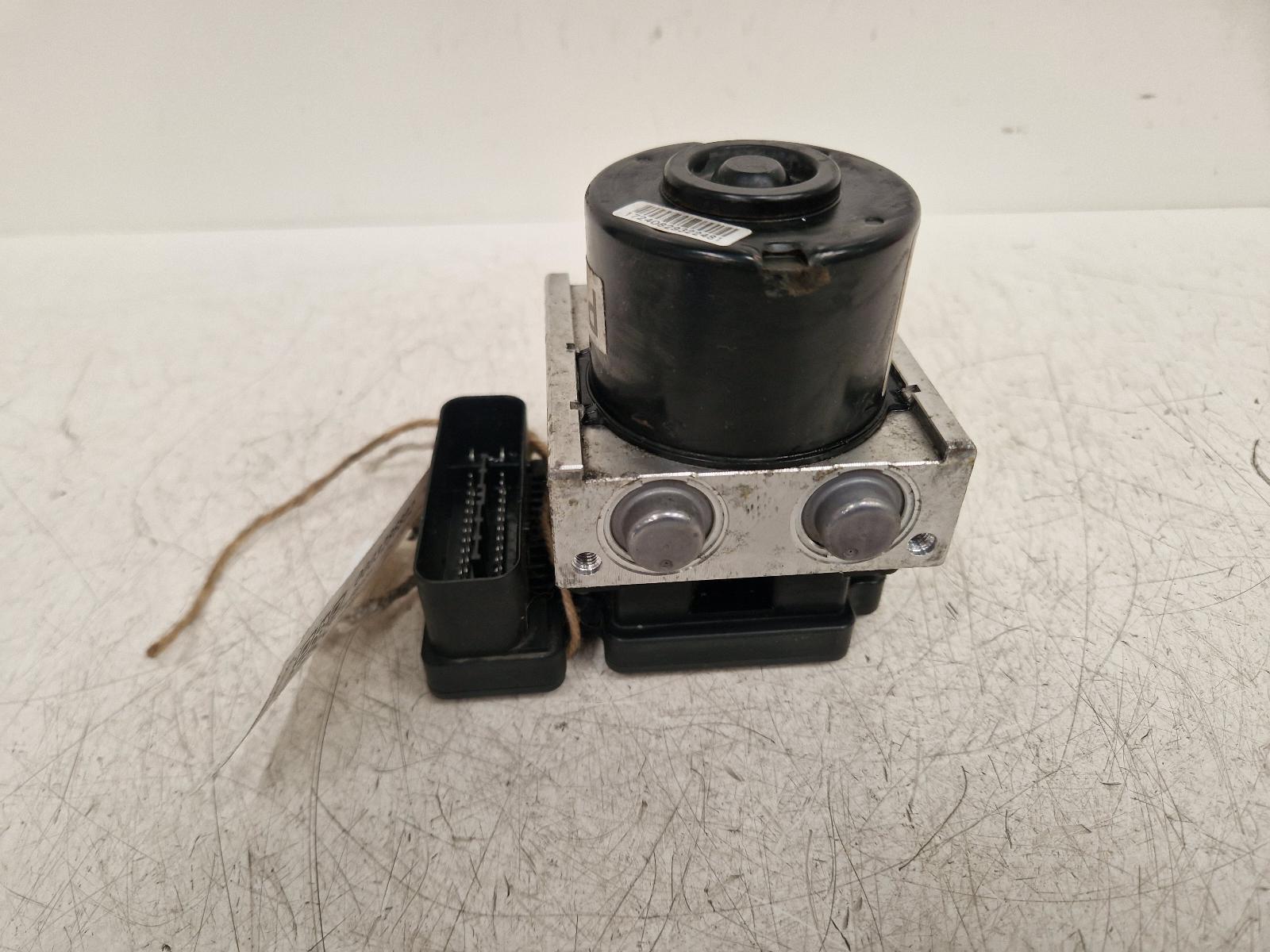 View Auto part ABS Pump/Modulator Ford Fiesta 2009