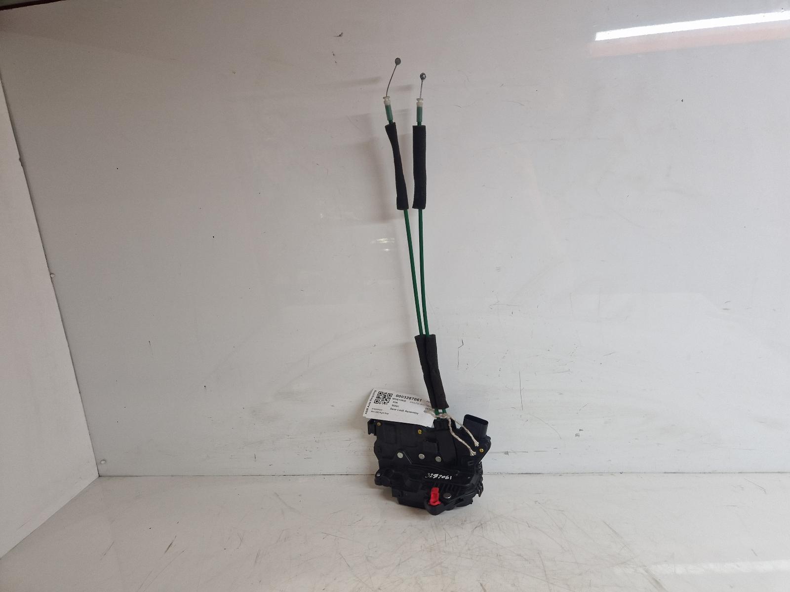 View Auto part Door Lock Assembly Kia Soul 2011