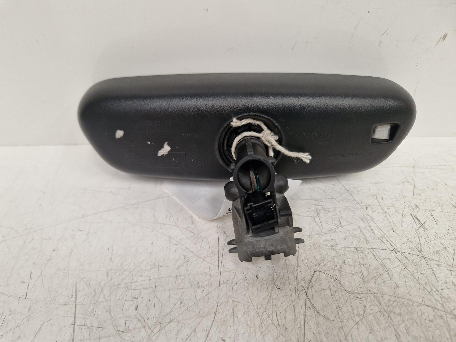 View Auto part Interior Mirror Citroen C3 Picasso 2017