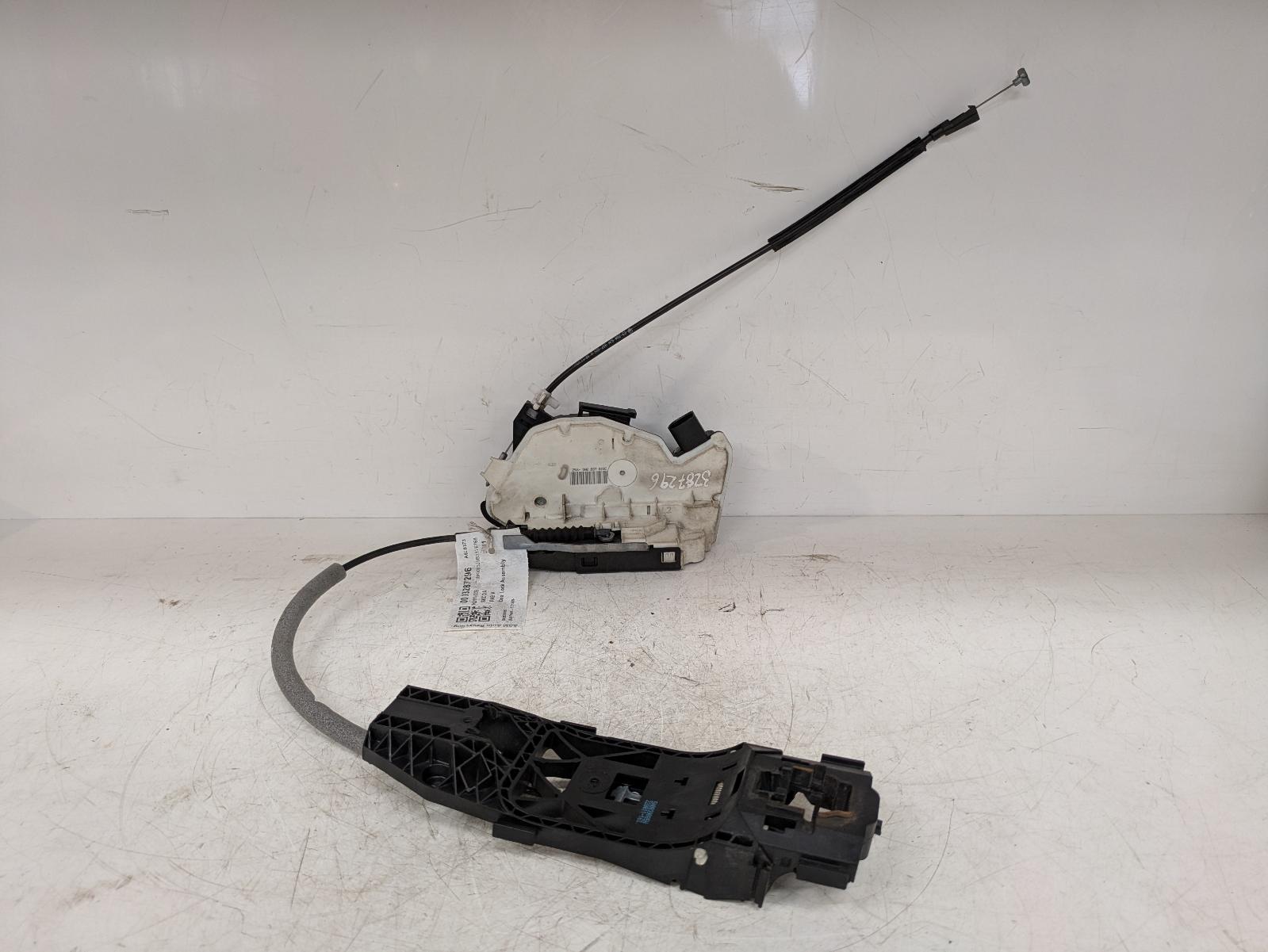 View Auto part Door Lock Assembly Skoda Fabia 2011