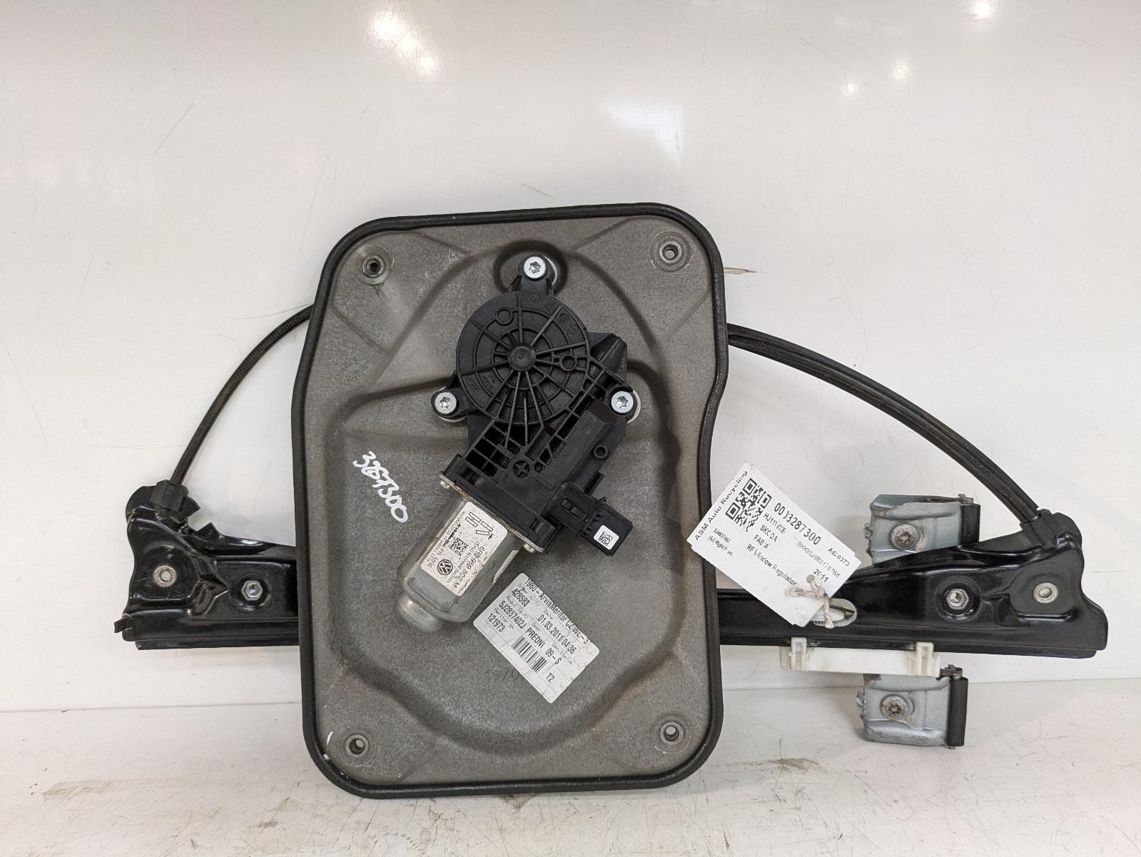 View Auto part RF Window Regulator Skoda Fabia 2011