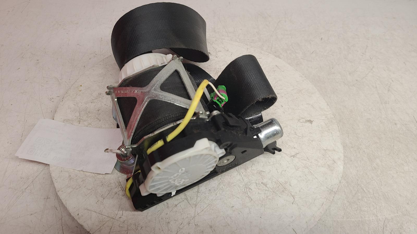 View Auto part Seat Belt Skoda Fabia 2011