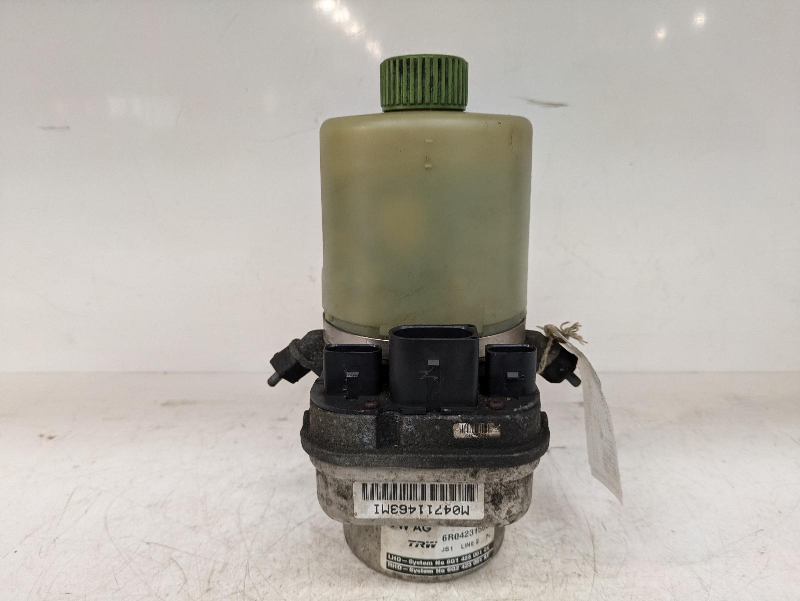 View Auto part Steering Pump Skoda Fabia 2011
