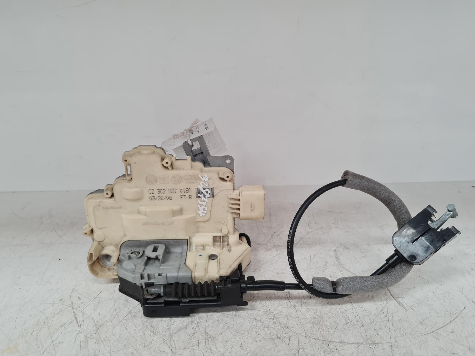 View Auto part Door Lock Assembly Volkswagen Tiguan 2008