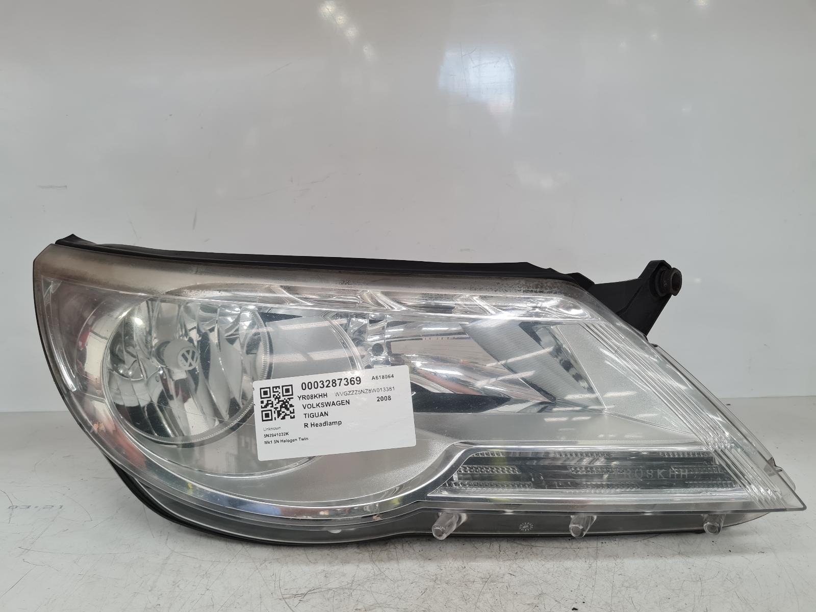 View Auto part R Headlamp Volkswagen Tiguan 2008