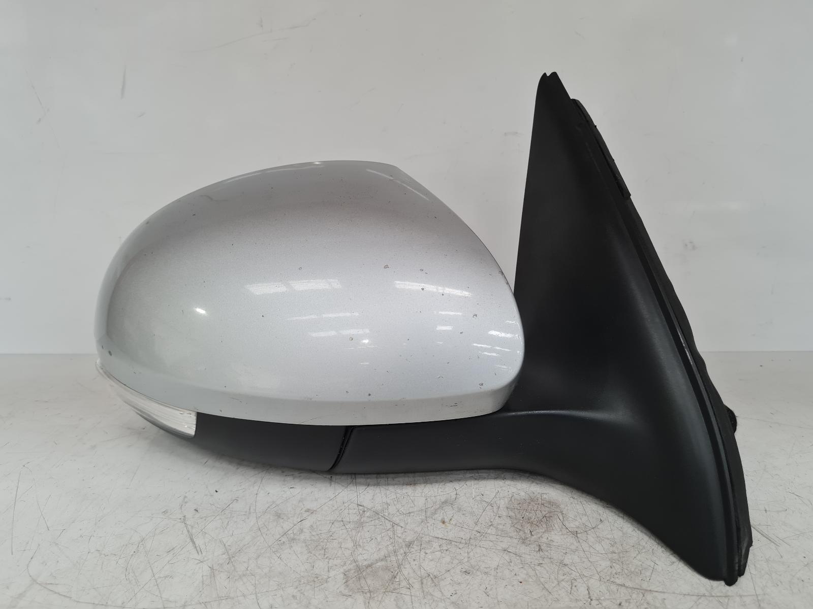 View Auto part R Door Mirror Volkswagen Tiguan 2008