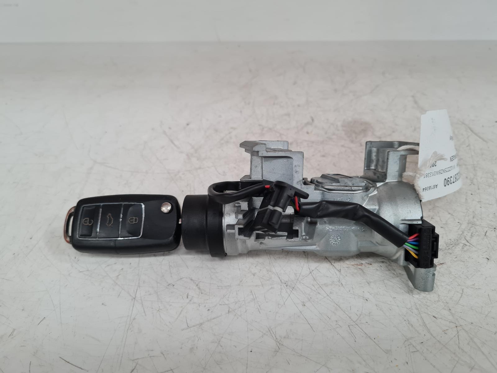 View Auto part Ignition W/Key Volkswagen Tiguan 2008