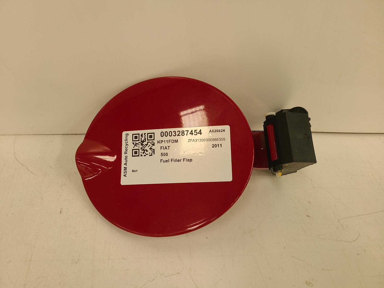 View Auto part Fuel Filler Flap Fiat 500 2011