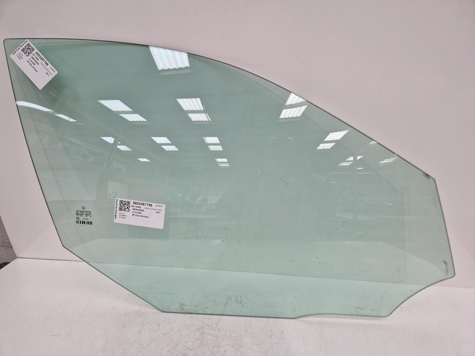 View Auto part RF Door Window Mercedes E Class 2011
