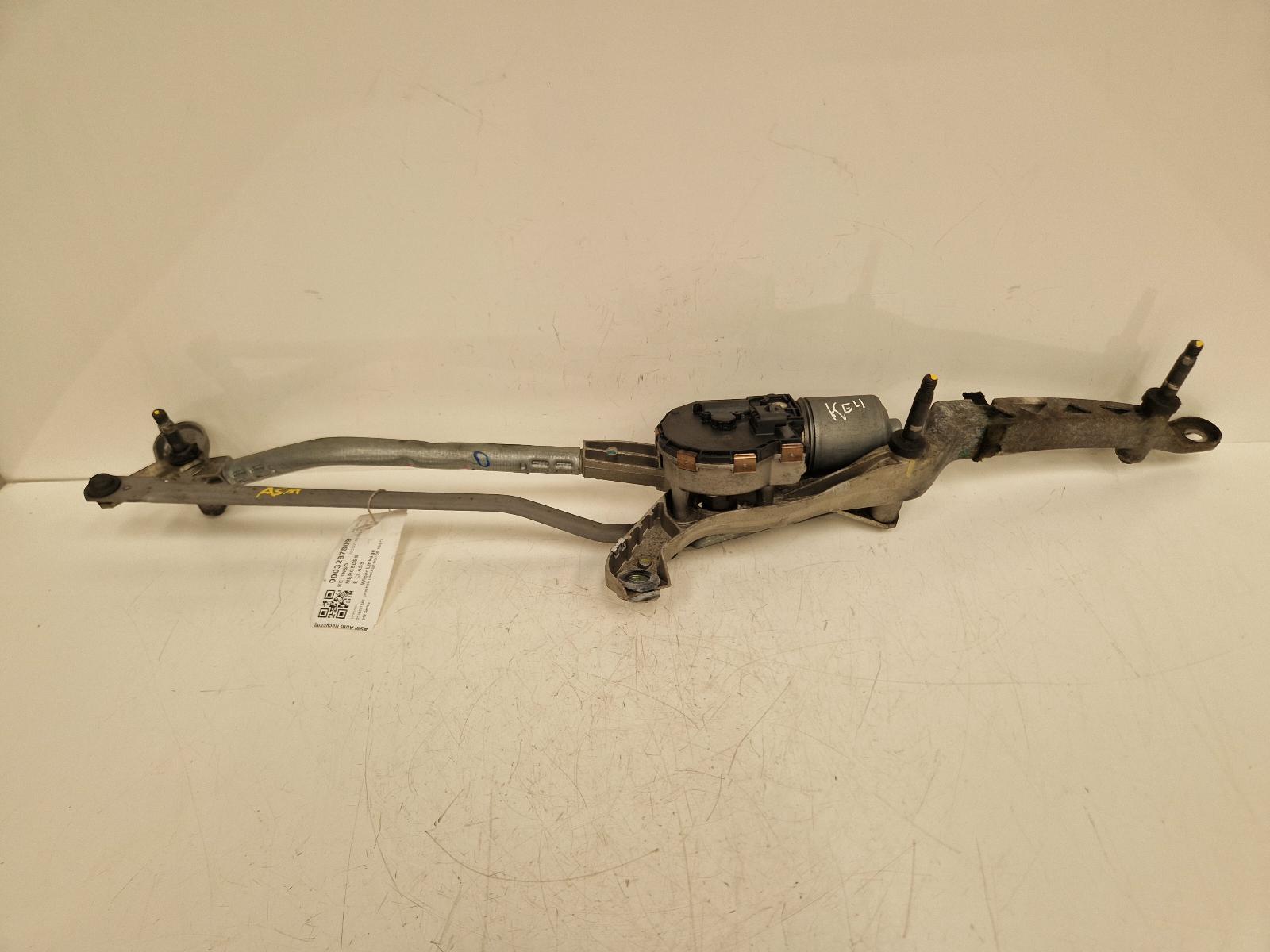 View Auto part Wiper Linkage Mercedes E Class 2011