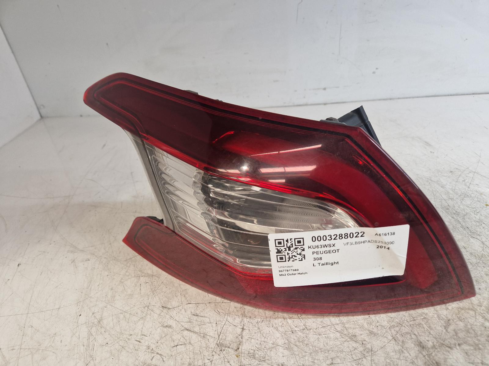 View Auto part L Taillight Peugeot 308 2014