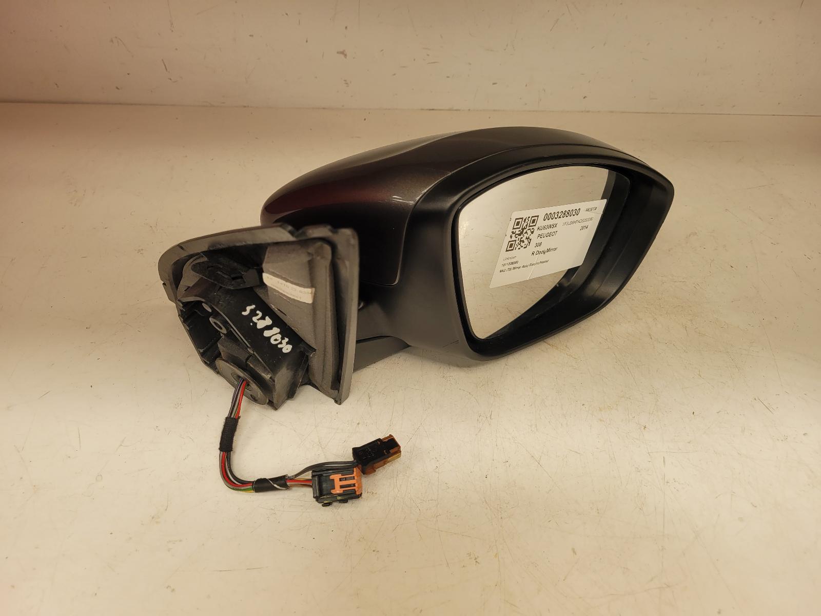 View Auto part R Door Mirror Peugeot 308 2014