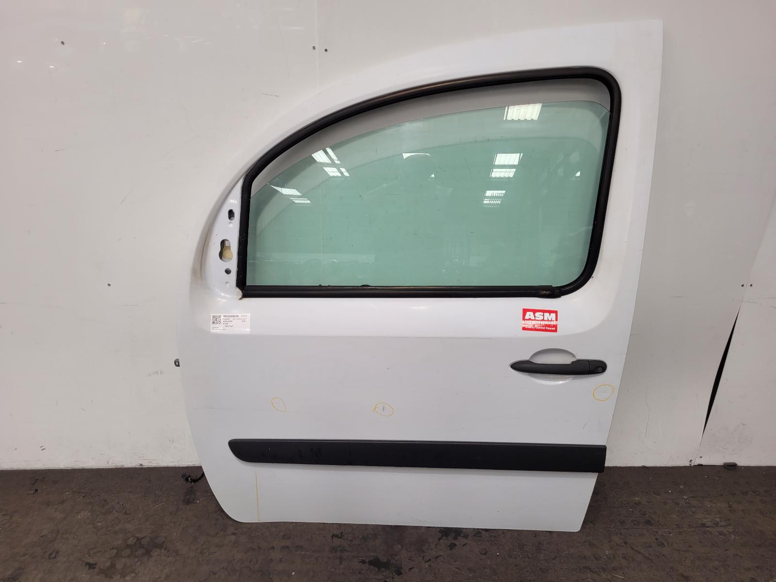 View Auto part L Front Door Mercedes Citan 2015