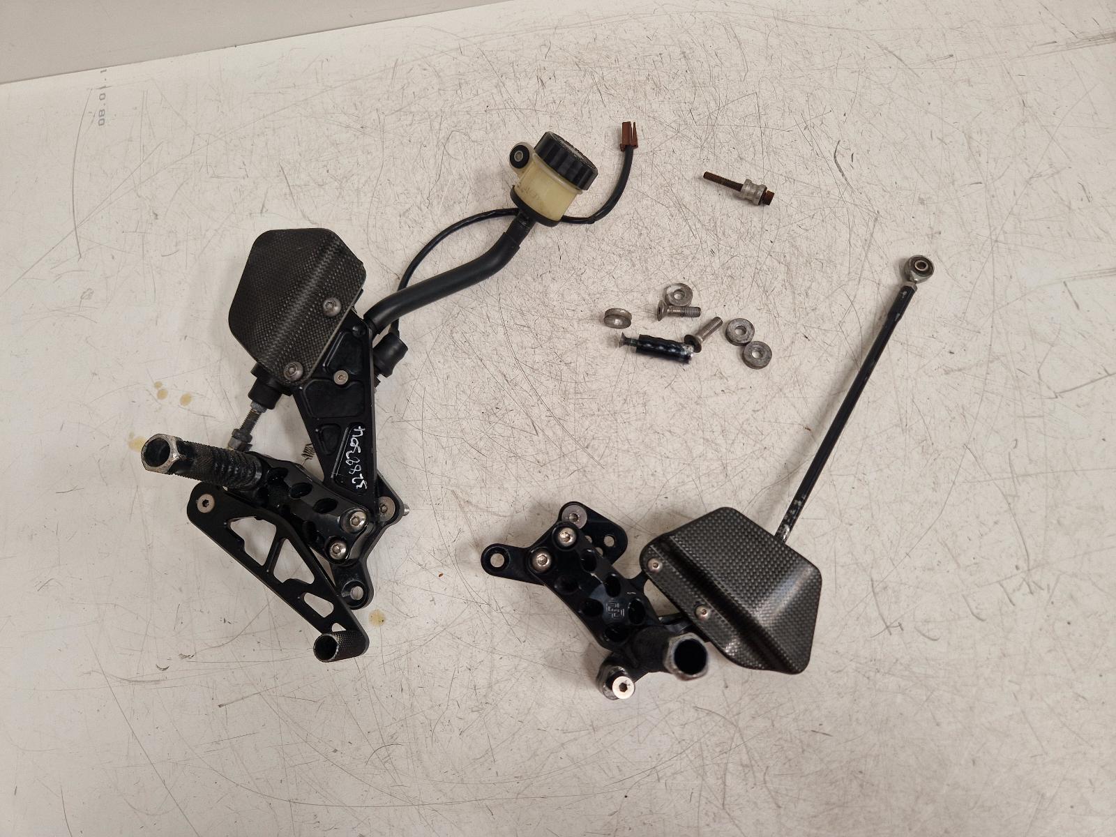 View Auto part Footpeg Yamaha Fz1 N 2012