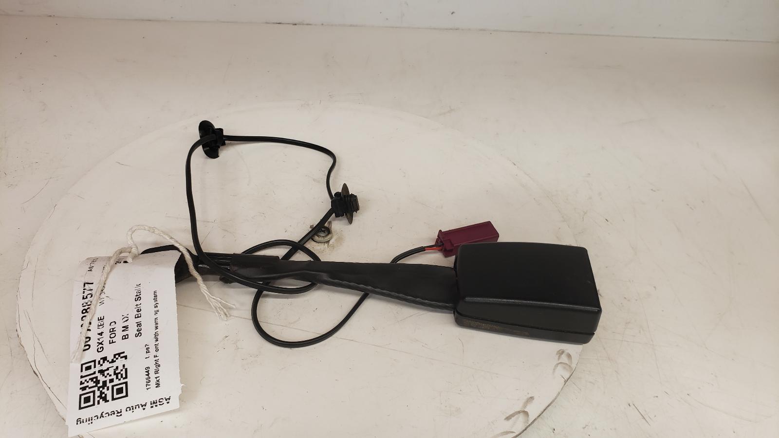View Auto part Seat Belt Ford B Max 2014