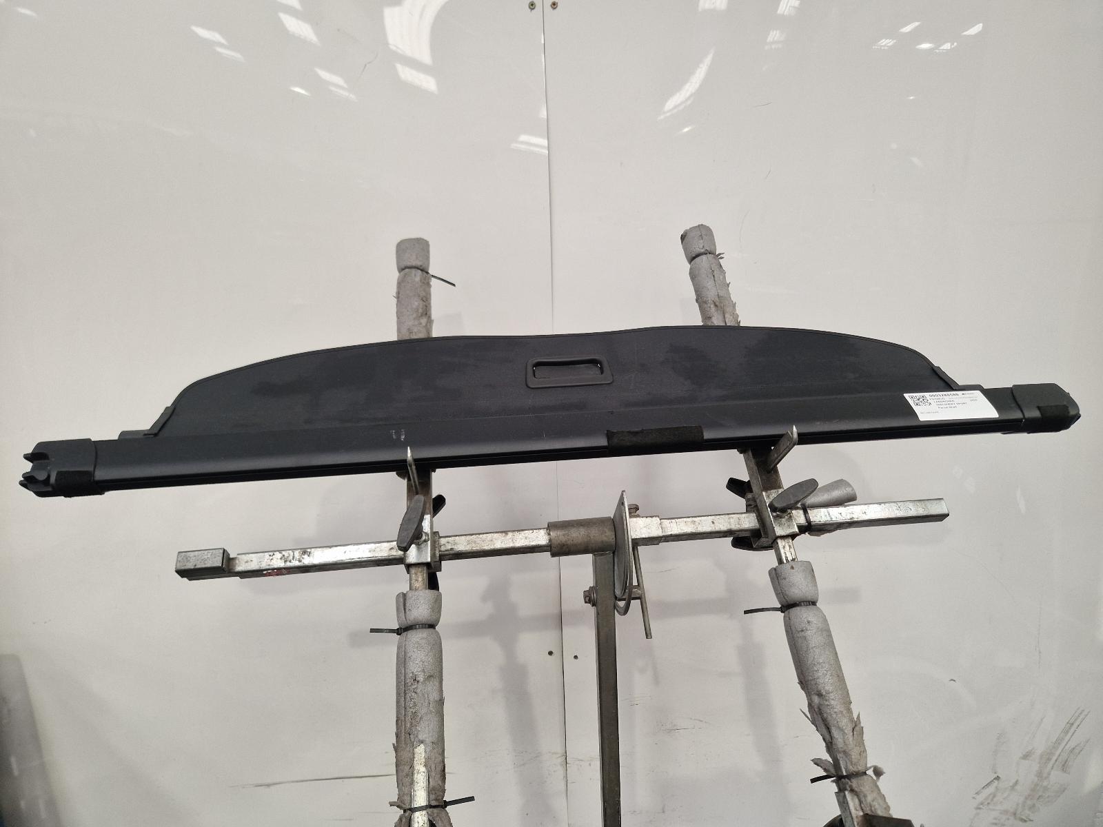 View Auto part Parcel Shelf Land Rover Discovery Sport 2020