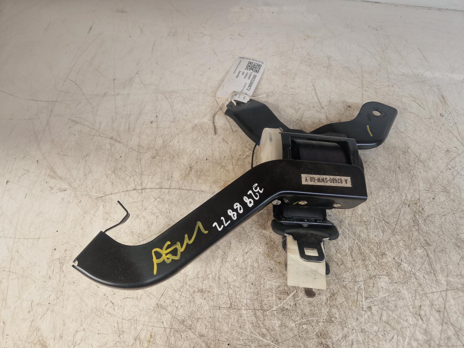View Auto part Seat Belt Honda Crv 2008