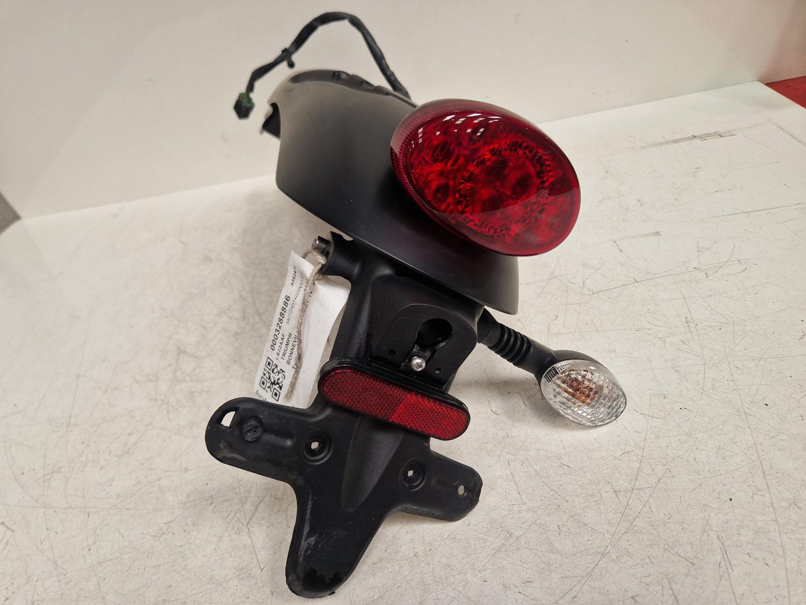 View Auto part Taillight Triumph Bonneville Street Twin 2022