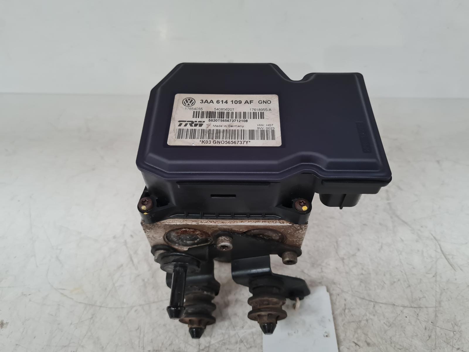 View Auto part ABS Pump/Modulator Volkswagen Passat 2012