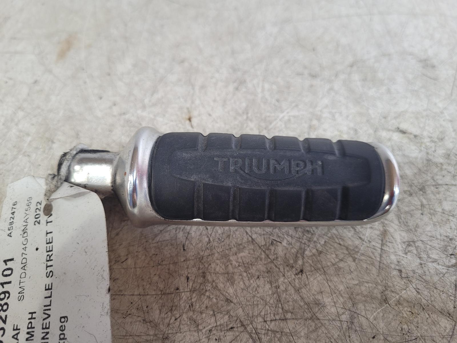 View Auto part Footpeg Triumph Bonneville Street Twin 2022