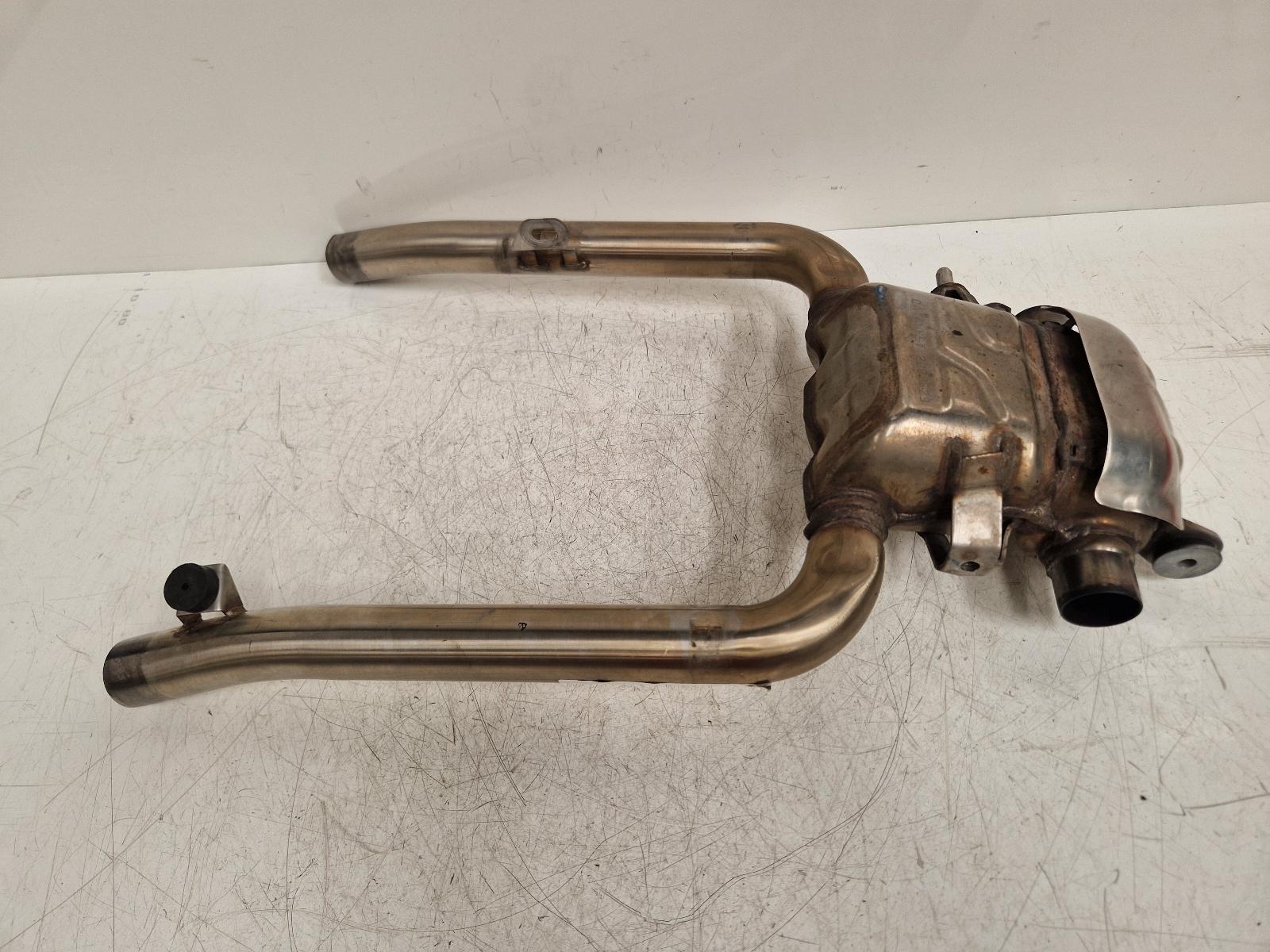 View Auto part Exhaust Intermediate Pipe Triumph Bonneville Street Twin 2022