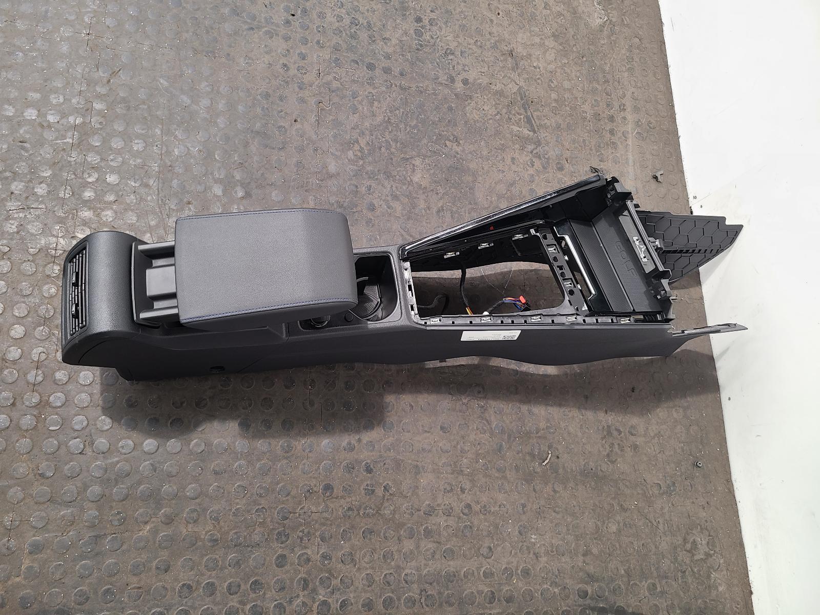 View Auto part Console Volkswagen Golf 2025