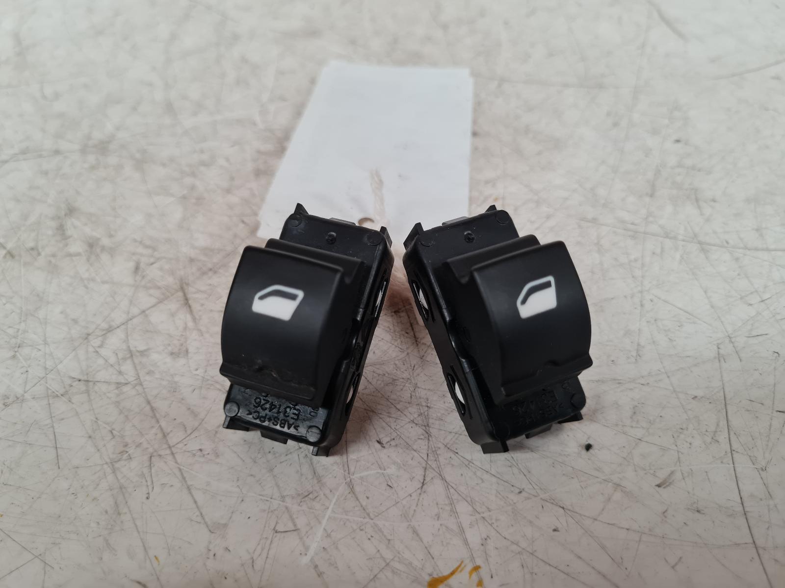 View Auto part Elect. Window Switch Peugeot 2008 2016