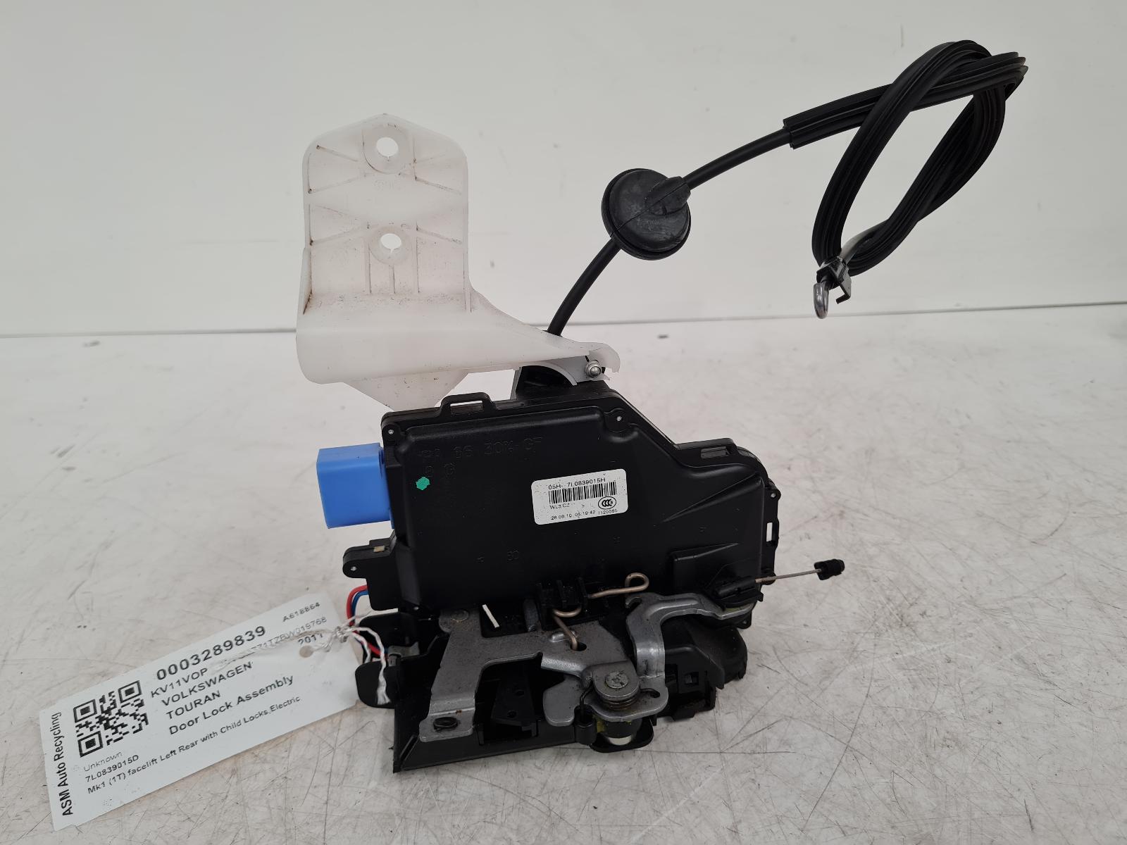 View Auto part Door Lock Assembly Volkswagen Touran 2011