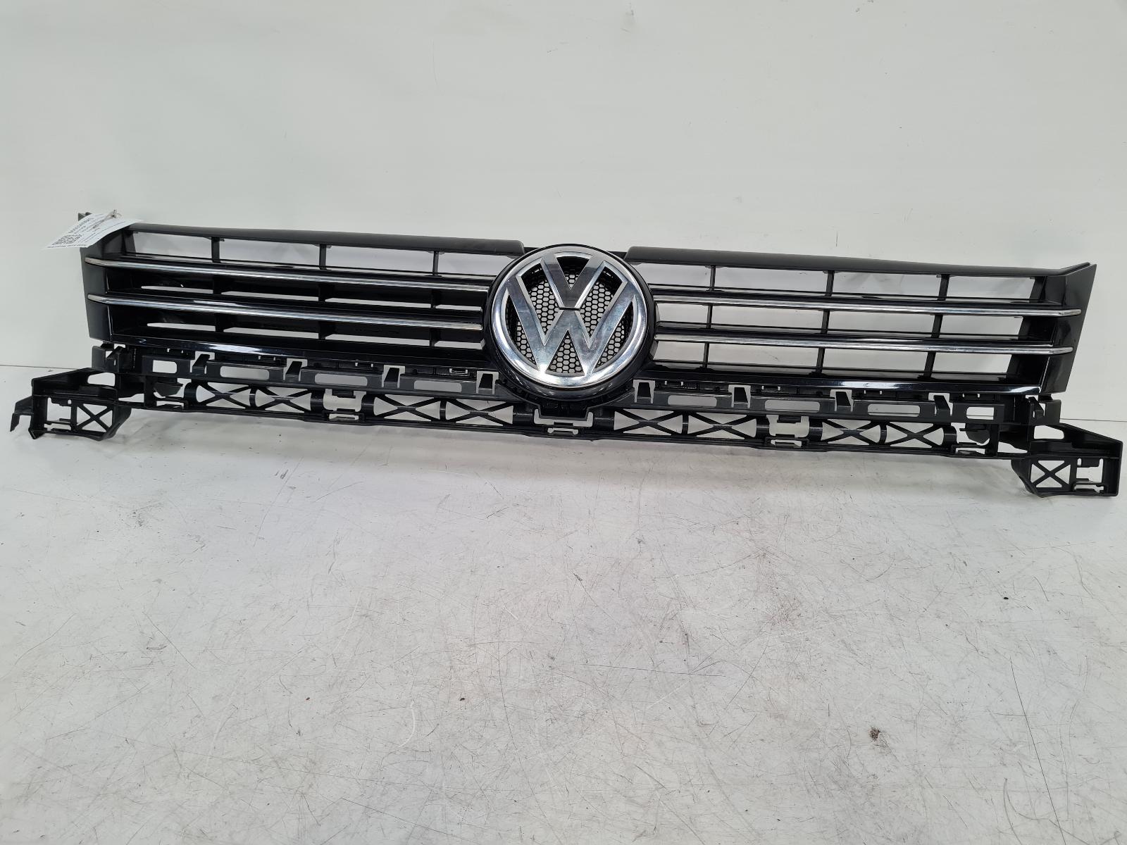 View Auto part Grille Volkswagen Touran 2011