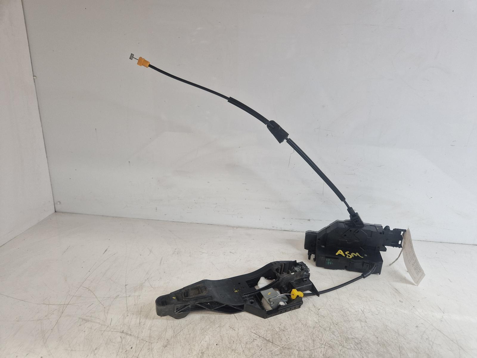 View Auto part Door Lock Assembly Peugeot 207 2011