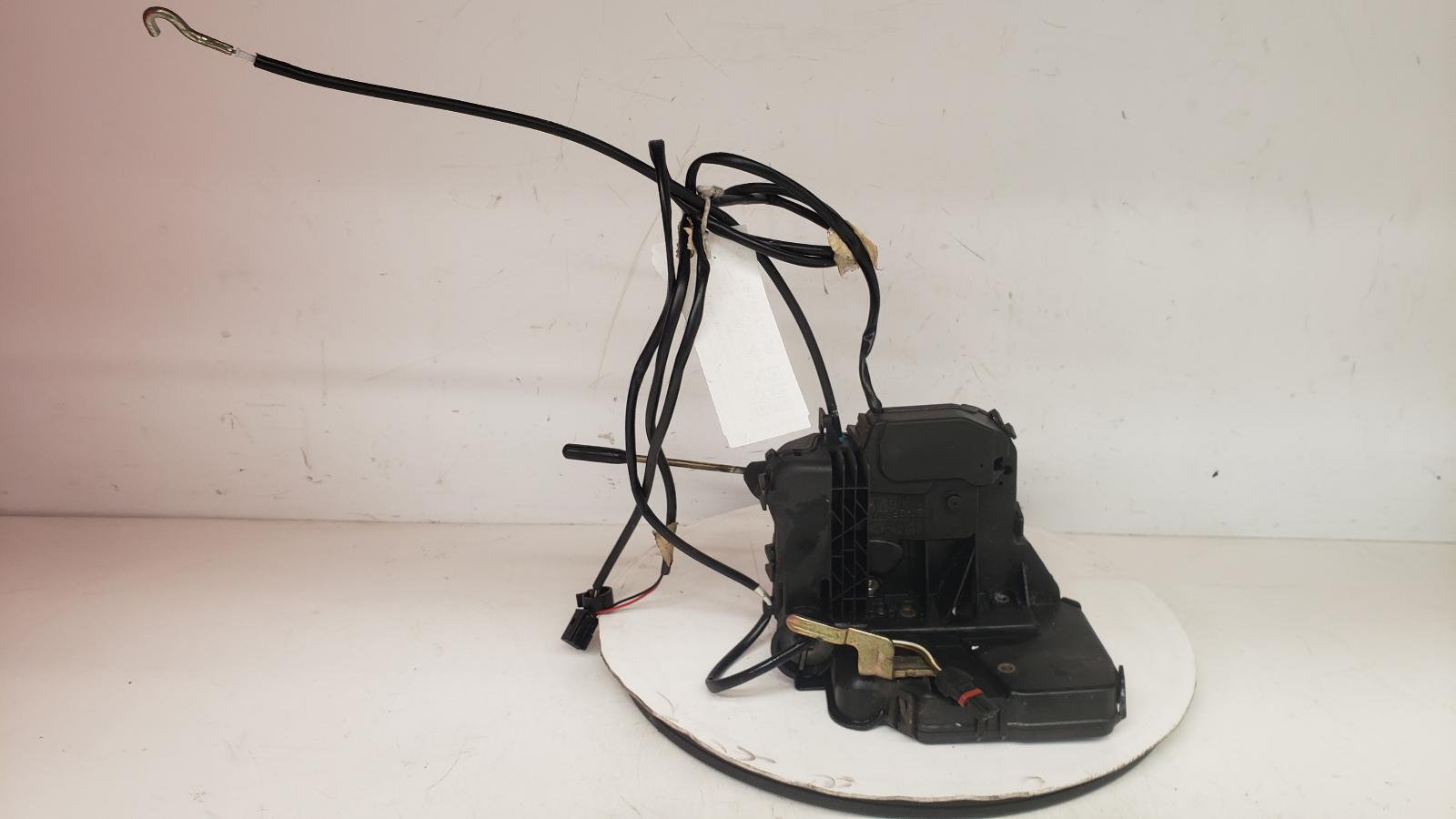 View Auto part Door Lock Assembly Mercedes C Class 2004