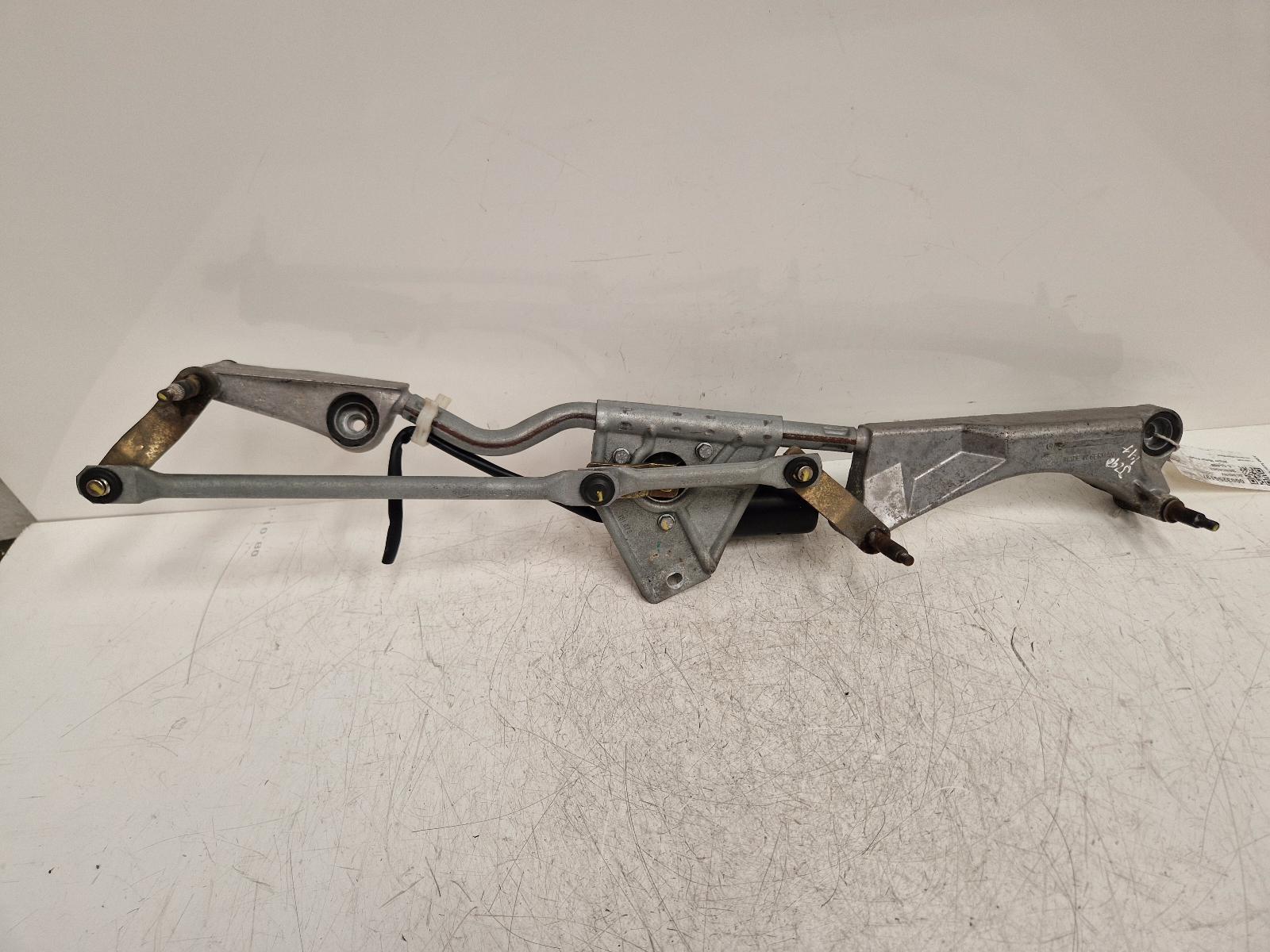 View Auto part Wiper Motor Front Mercedes C Class 2004