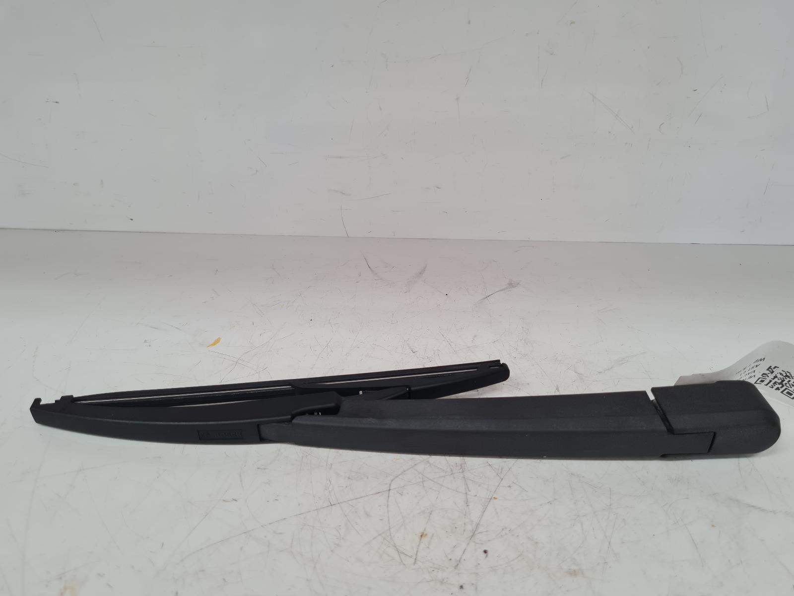 View Auto part Wiper Arm Vauxhall Astra 2016
