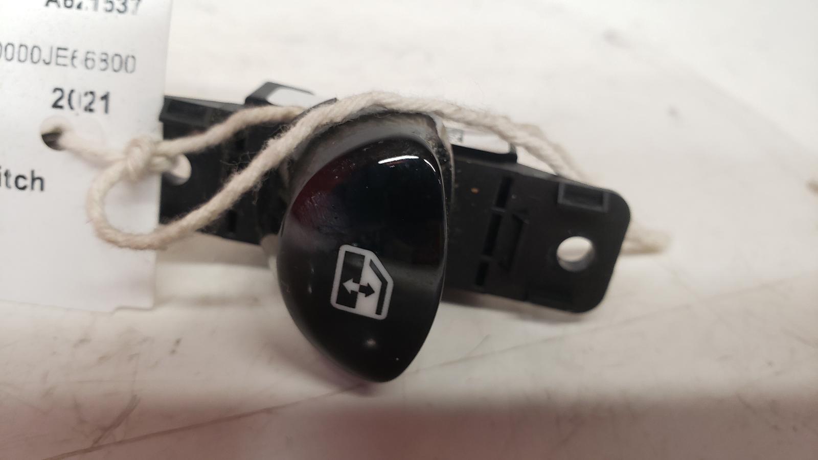 View Auto part Elect. Window Switch Fiat 500 2021