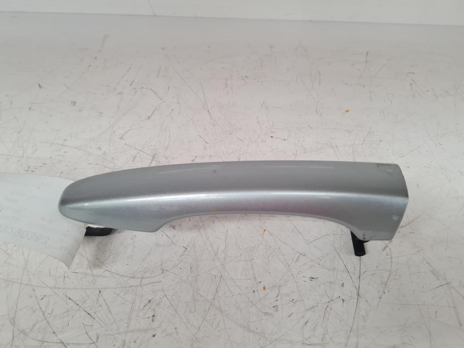 View Auto part Door Handle Volvo V40 2015