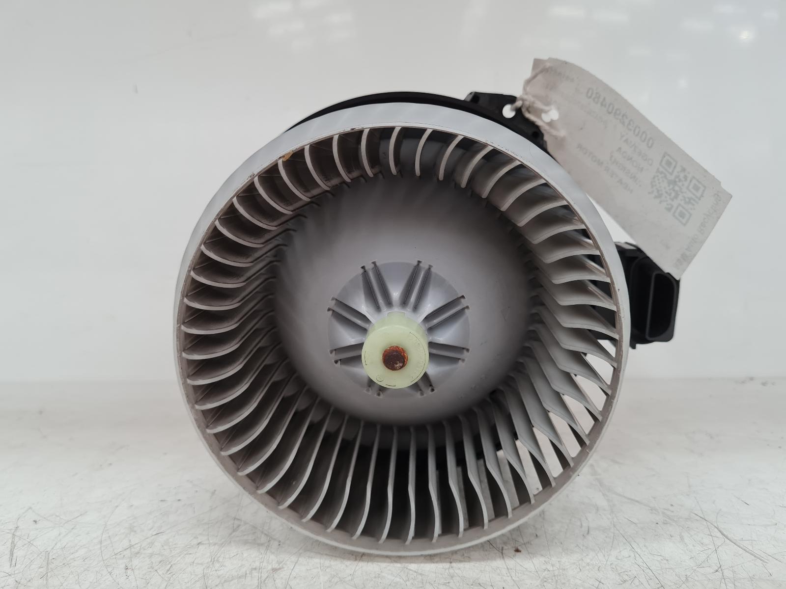 View Auto part Heater Motor/Assembly Honda Insight 2012