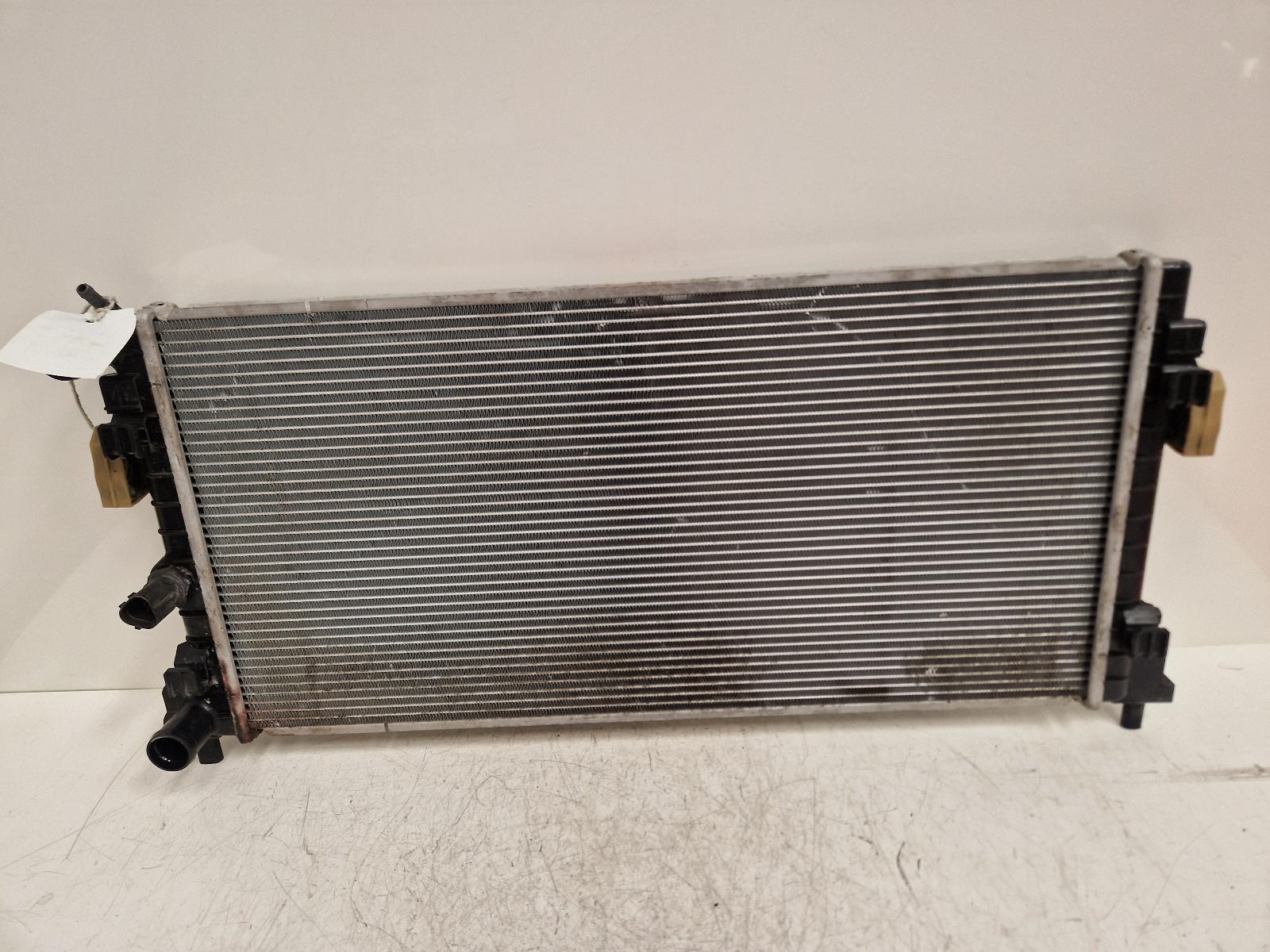 View Auto part Radiator Skoda Fabia 2010