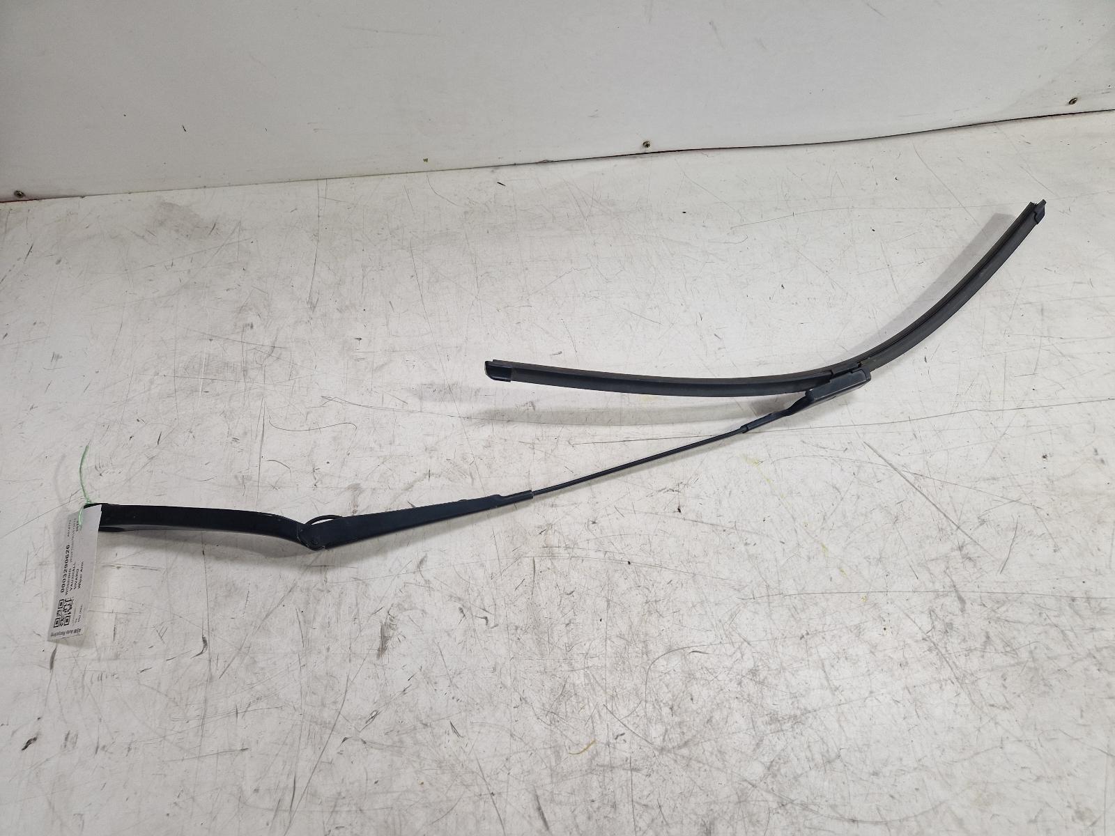 View Auto part Wiper Arm Vauxhall Vivaro 2018
