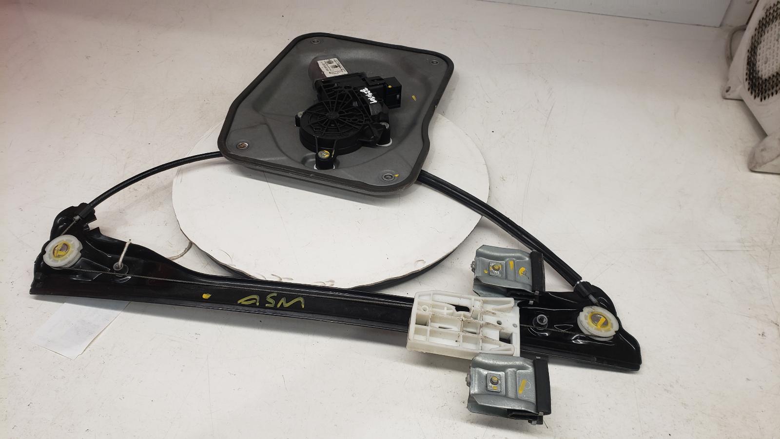 View Auto part LF Window Regulator Skoda Fabia 2011