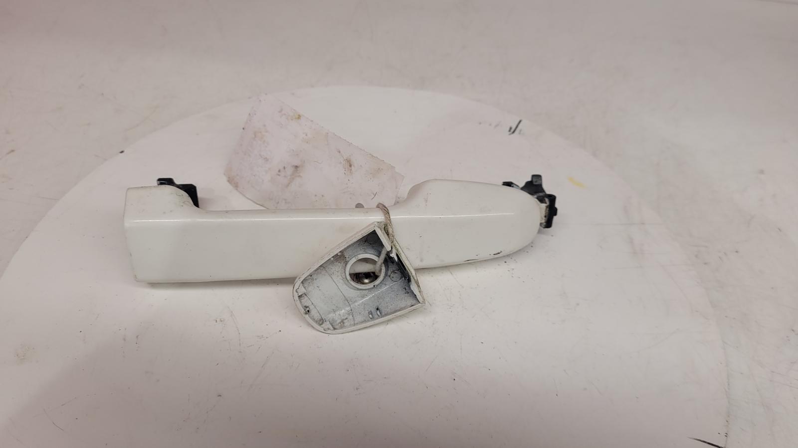 View Auto part Door Handle Toyota Yaris 2012