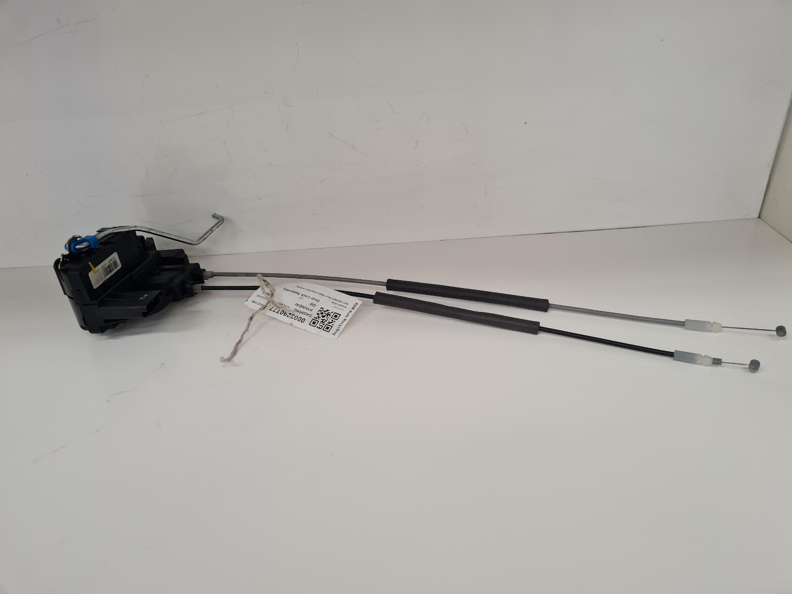 View Auto part Door Lock Assembly Hyundai I20 2009