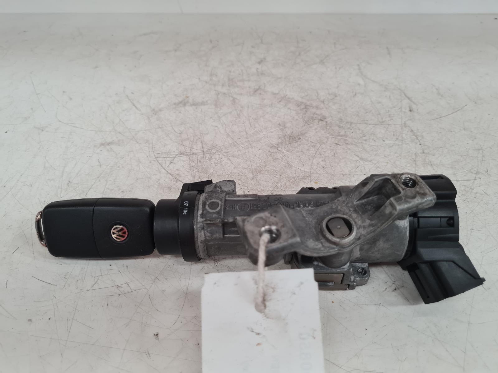 View Auto part Ignition W/Key Volkswagen Polo 2010